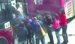 爆料视频郑州,城市生活百态