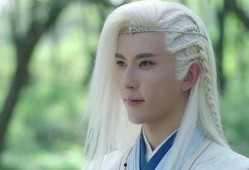 圈内爆料关晓彤和杨洋,娱乐圈新恋情引热议