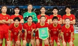 刘璇爆料女足教练视频,女足教练视频引发热议，揭秘幕后真相