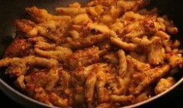爆料鸡爪制作视频,自制美味鸡爪，跟随视频教程轻松学会！